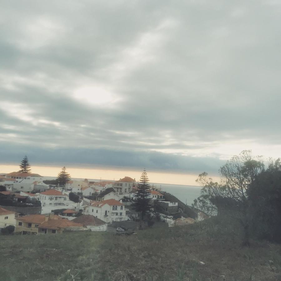 科拉雷斯Azenhas Do Mar Roadside House别墅 外观 照片